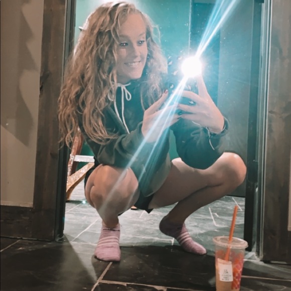 MEET CRAZY CARL - Picture 10 of 15